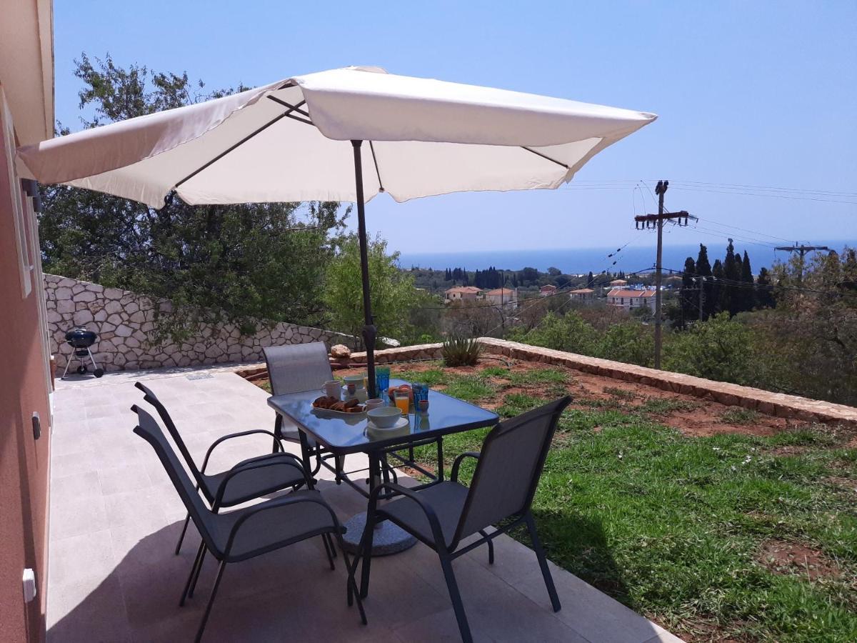 Freesia Grand Sea View Residence Svoronata Bagian luar foto