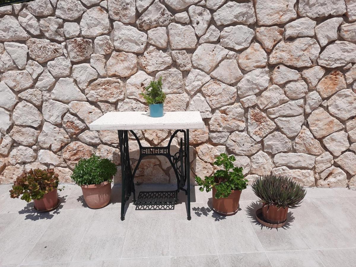 Freesia Grand Sea View Residence Svoronata Bagian luar foto