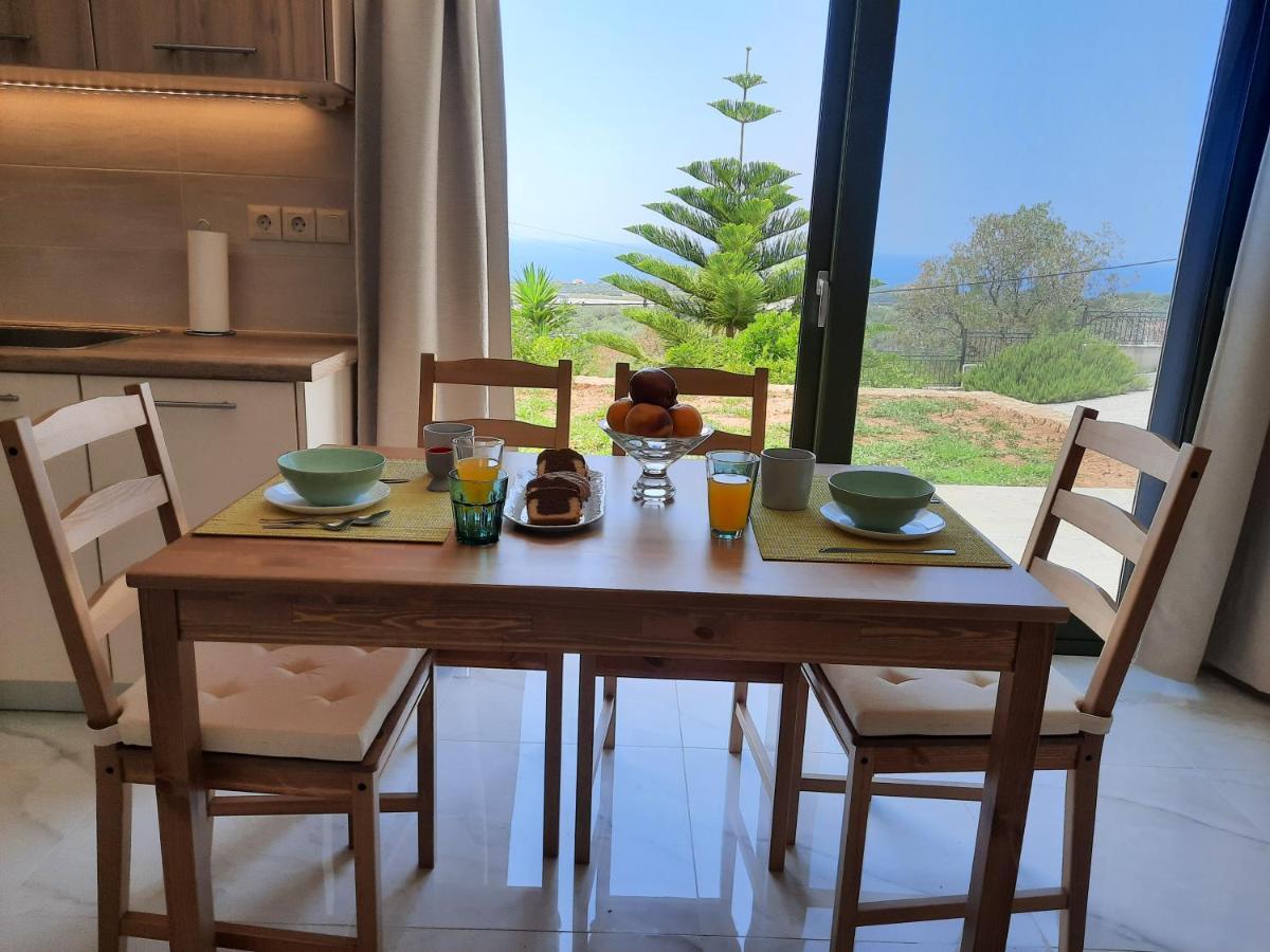 Freesia Grand Sea View Residence Svoronata Bagian luar foto
