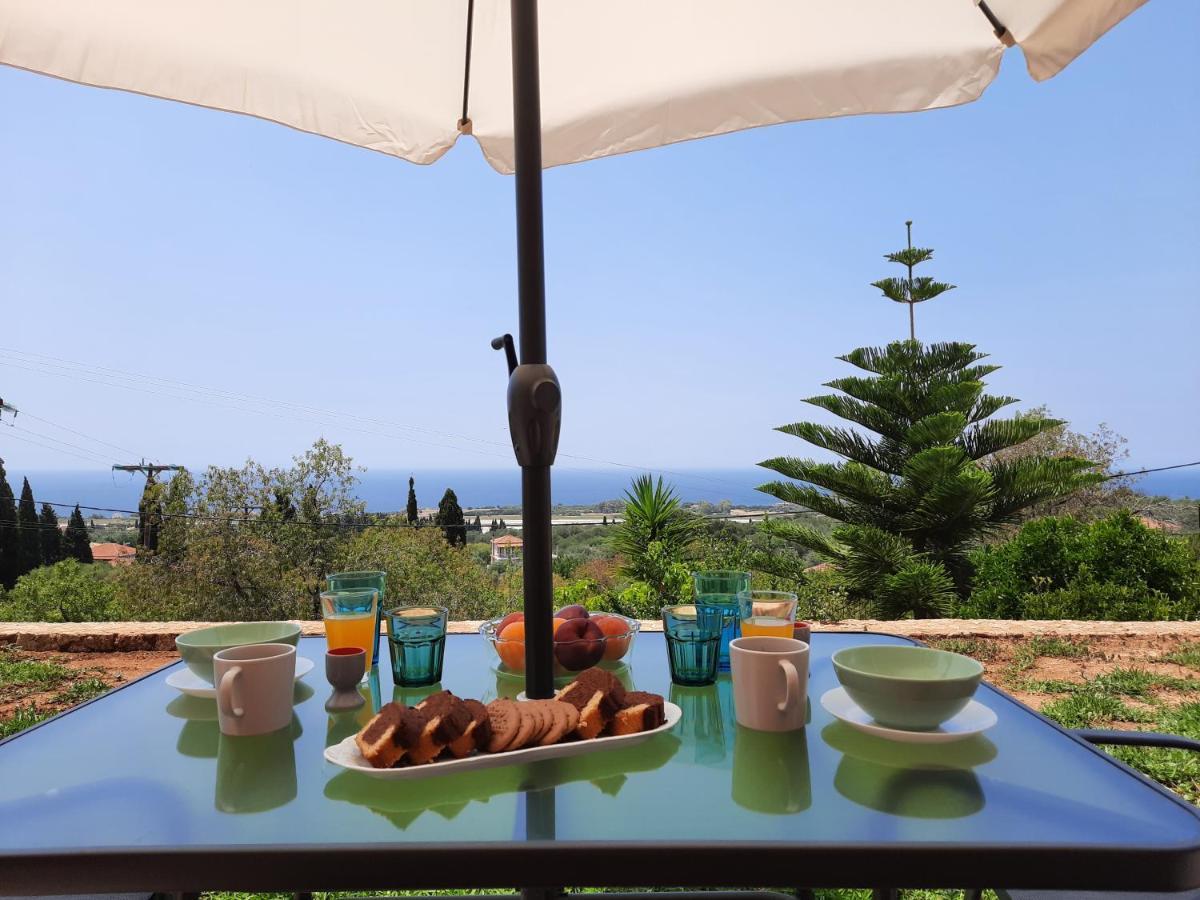 Freesia Grand Sea View Residence Svoronata Bagian luar foto