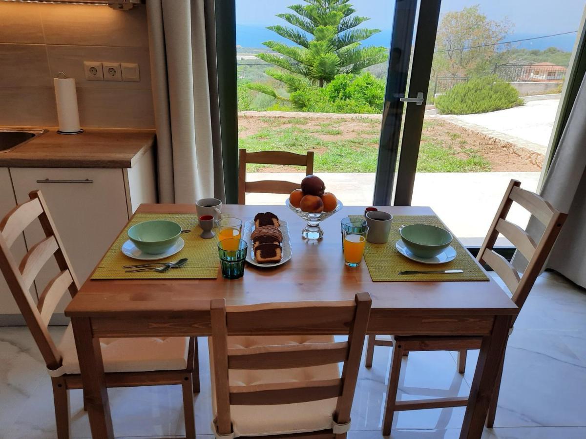 Freesia Grand Sea View Residence Svoronata Bagian luar foto