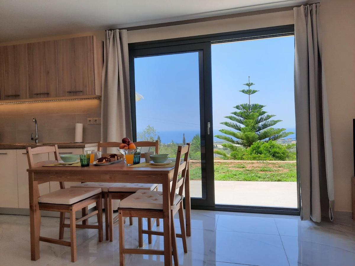 Freesia Grand Sea View Residence Svoronata Bagian luar foto
