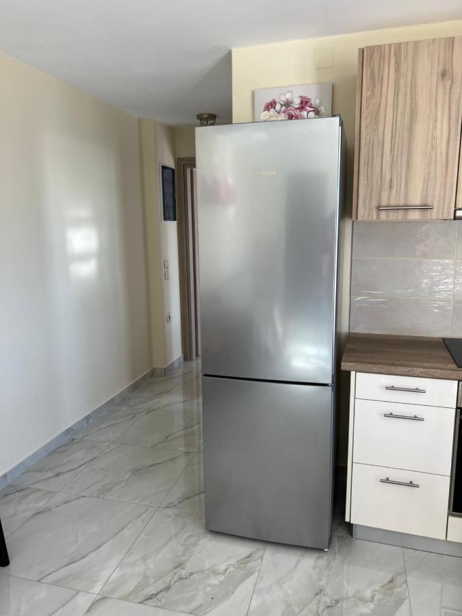 Freesia Grand Sea View Residence Svoronata Bagian luar foto